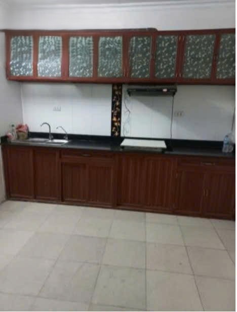 Cho thuê nhà ngõ ô tô 11 Phương Mai, Đống Đa 3.5 tầng, 2 ngủ vào ngay 7 Triệu (có thương lượng) - Ảnh chính